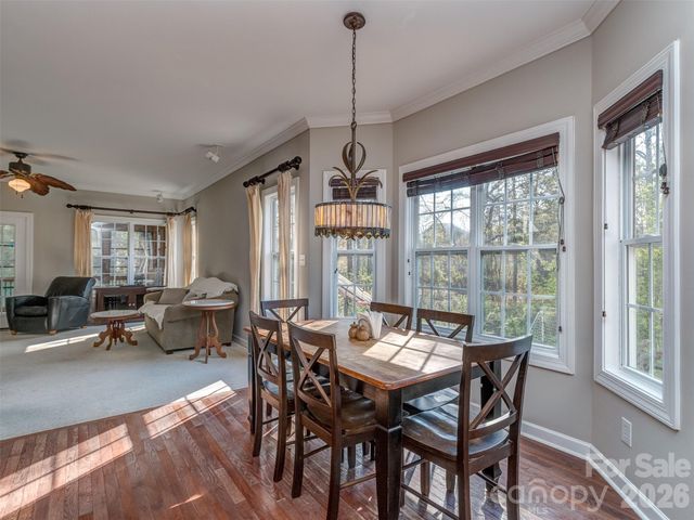 12103 Crescent Run Court, Charlotte, NC 28277