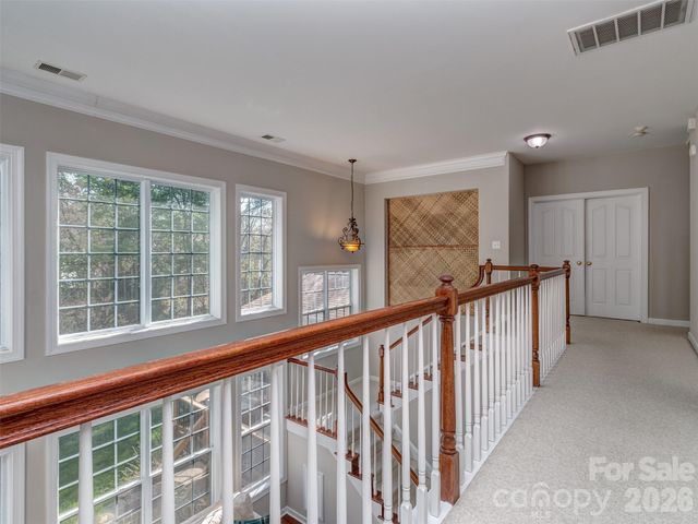 12103 Crescent Run Court, Charlotte, NC 28277