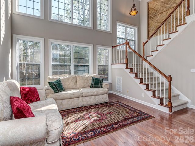12103 Crescent Run Court, Charlotte, NC 28277