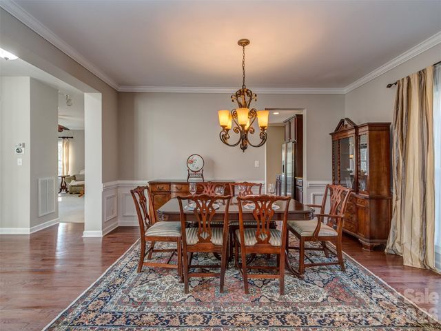 12103 Crescent Run Court, Charlotte, NC 28277