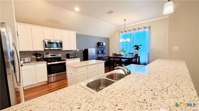 1404 Rolling Brook Drive, Temple, TX 76502