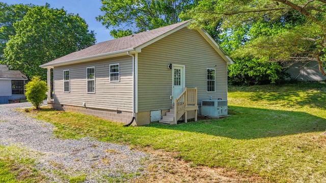125 Brooks Aly, Clarksville, TN 37040