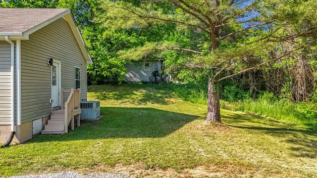 125 Brooks Aly, Clarksville, TN 37040