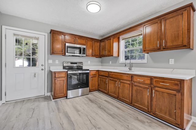 125 Brooks Aly, Clarksville, TN 37040