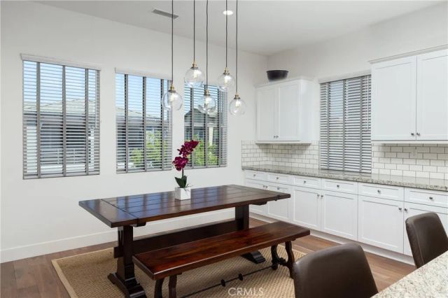 251 Follyhatch, Irvine, CA 92618
