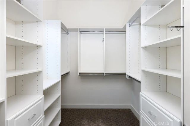 251 Follyhatch, Irvine, CA 92618