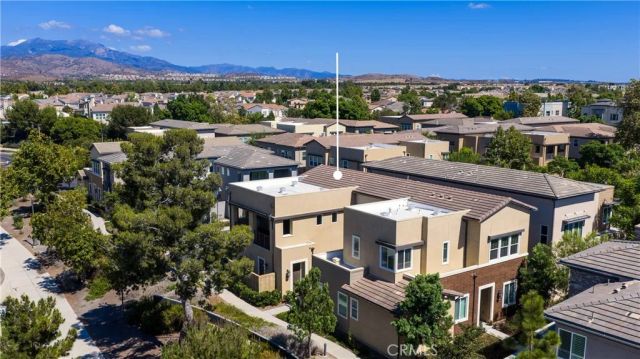 251 Follyhatch, Irvine, CA 92618