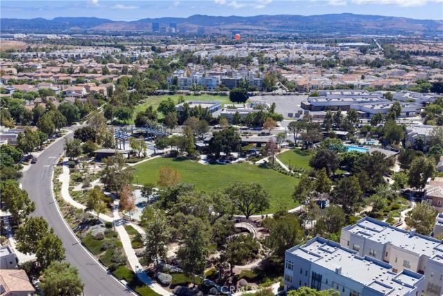 251 Follyhatch, Irvine, CA 92618