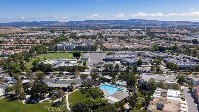 251 Follyhatch, Irvine, CA 92618