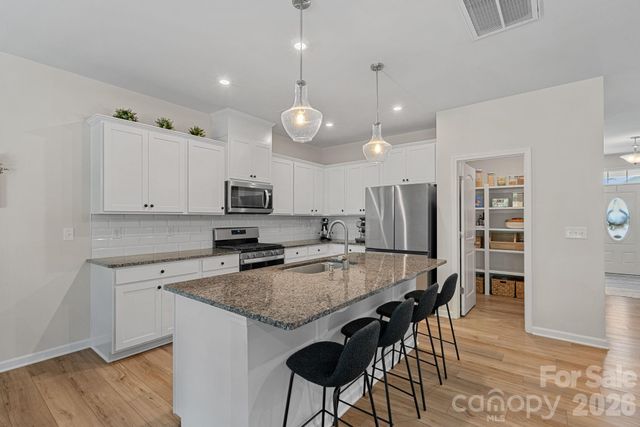 4229 Matindale Way, Charlotte, NC 28216