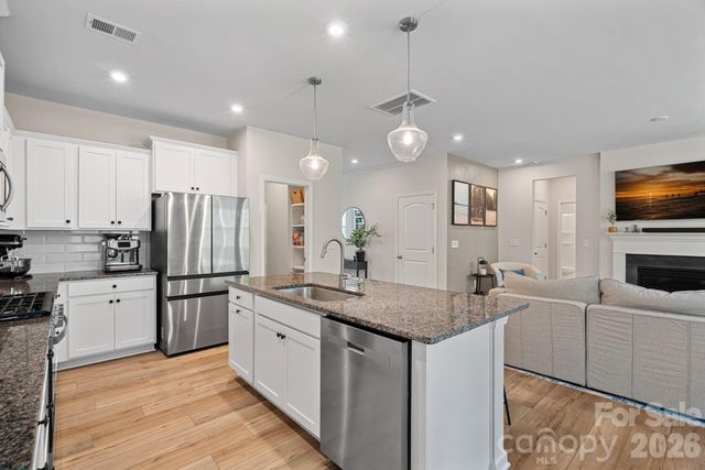 4229 Matindale Way, Charlotte, NC 28216