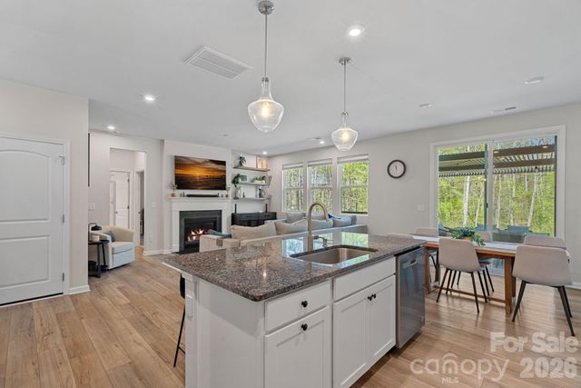 4229 Matindale Way, Charlotte, NC 28216