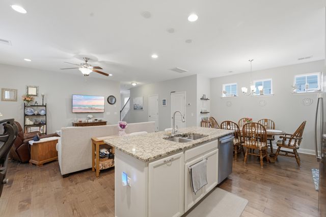 128 Fulmar Place, Charleston, SC 29414