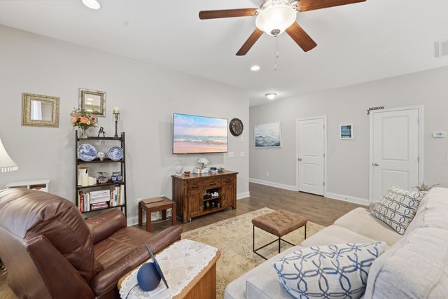 128 Fulmar Place, Charleston, SC 29414