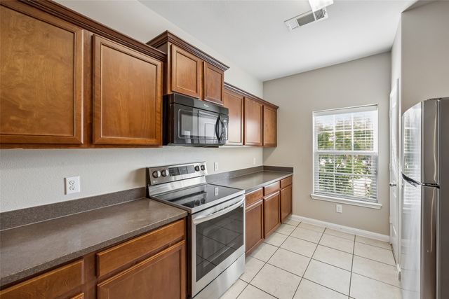 4709 Cedar Springs Drive, Fort Worth, TX 76179