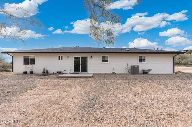 2955 S SEXTON RANCH Road, Cornville, AZ 86325