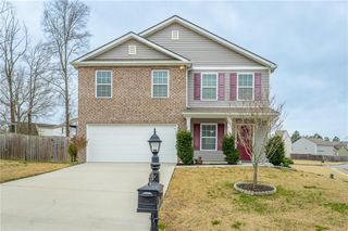 10 Dragoon Court, Rossville, GA 30741