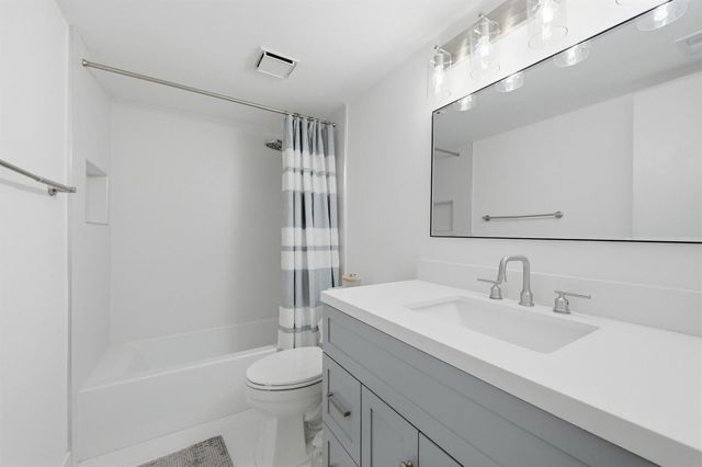 1915 Lavers Circle E508, Delray Beach, FL 33444