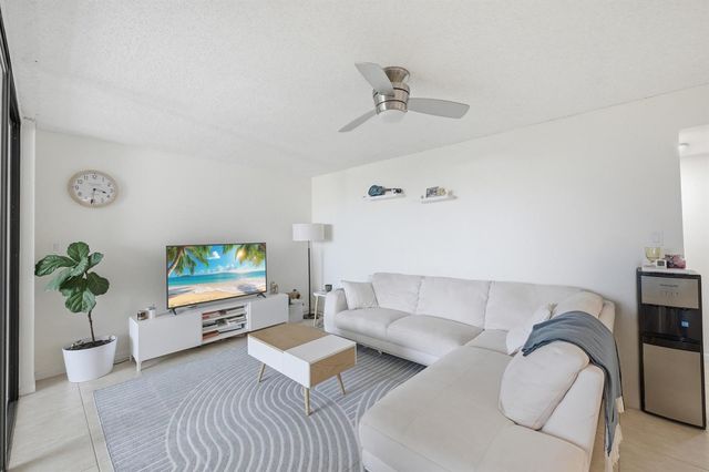 1915 Lavers Circle E508, Delray Beach, FL 33444