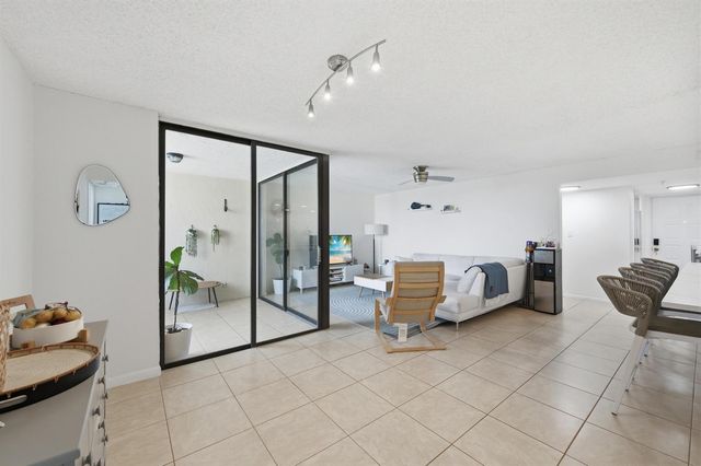 1915 Lavers Circle E508, Delray Beach, FL 33444