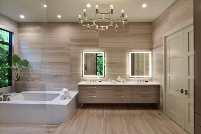 11050 SW 69th Ave, Pinecrest, FL 33156