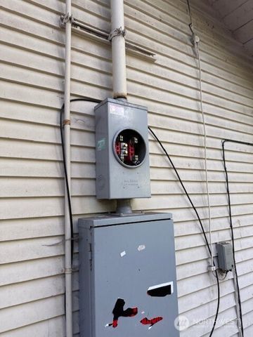 2117 E Phinney Bay Drive, Bremerton, WA 98312