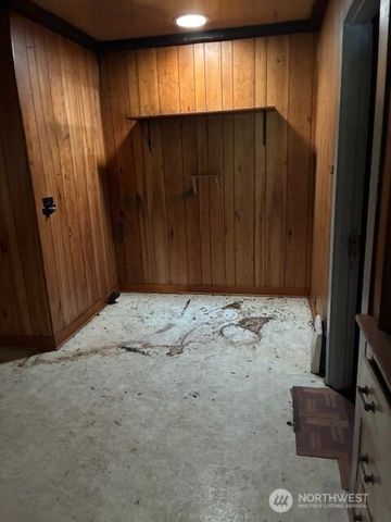 2117 E Phinney Bay Drive, Bremerton, WA 98312