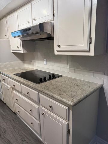 2425 Coleshire Drive, Plano, TX 75075