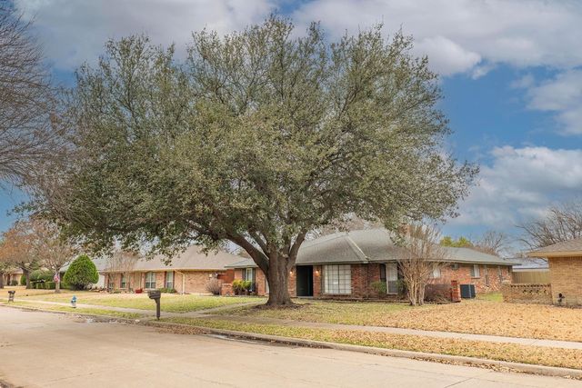 2425 Coleshire Drive, Plano, TX 75075