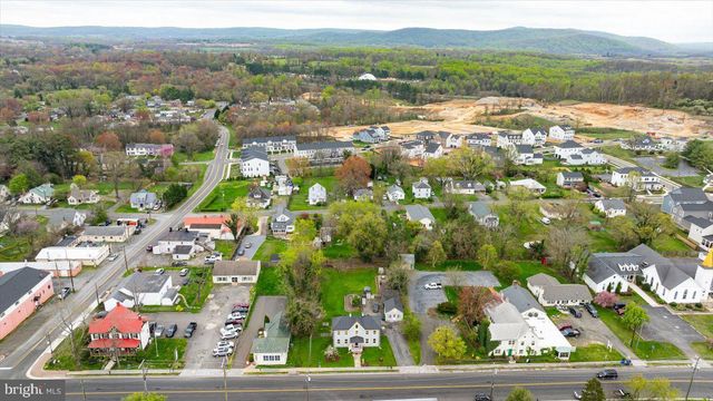 8387 W MAIN STREET, Marshall, VA 20115