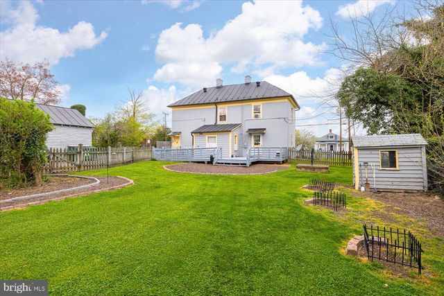 8387 W MAIN STREET, Marshall, VA 20115