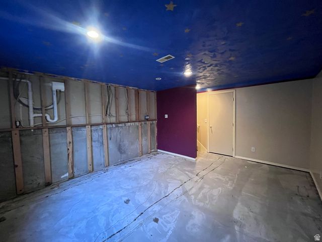 1401 W GREEN HEDGE WAY, West Jordan, UT 84084