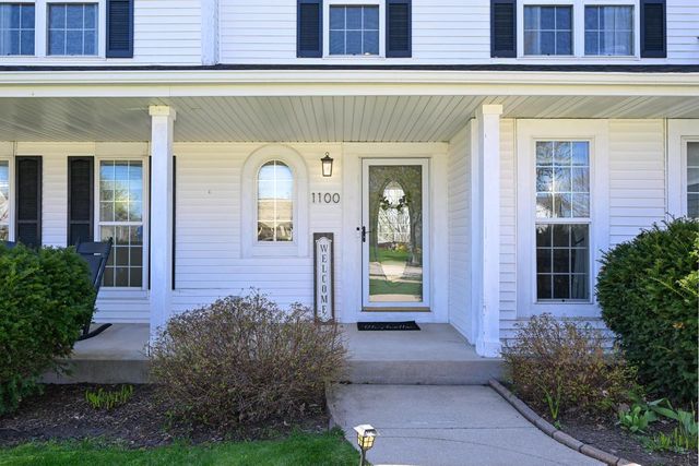 1100 Dana LANE, Waukesha, WI 53189
