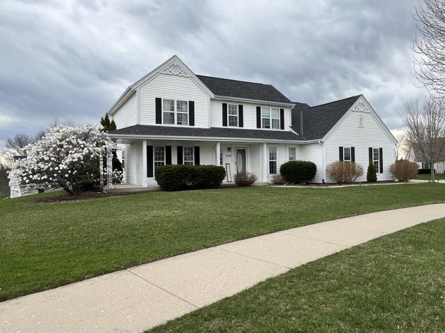 1100 Dana LANE, Waukesha, WI 53189