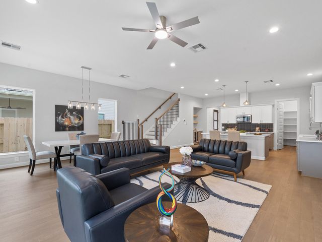 7208 Shadyvilla Lane, Houston, TX 77055
