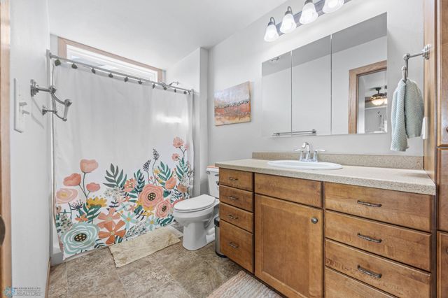 6204 18th Street S, Fargo, ND 58104