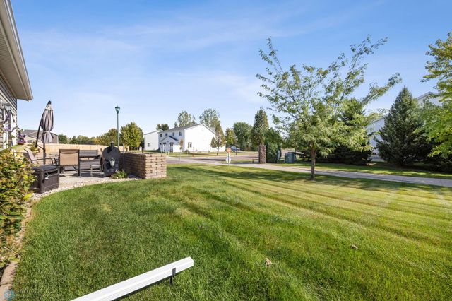 6204 18th Street S, Fargo, ND 58104