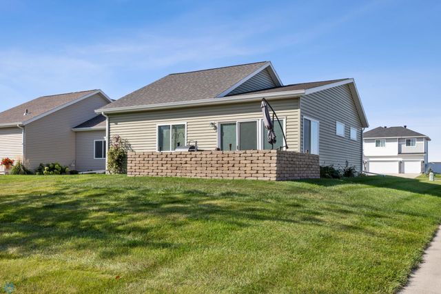 6204 18th Street S, Fargo, ND 58104