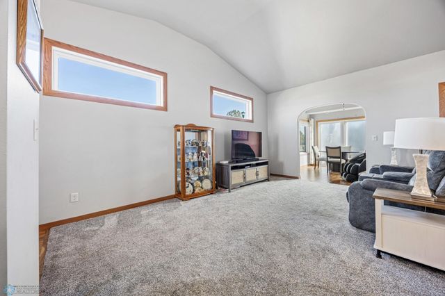 6204 18th Street S, Fargo, ND 58104