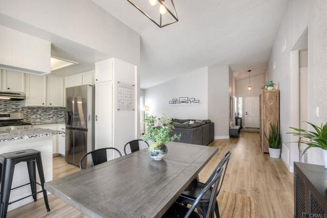 187 Paseo Marguerita, Vista, CA 92084