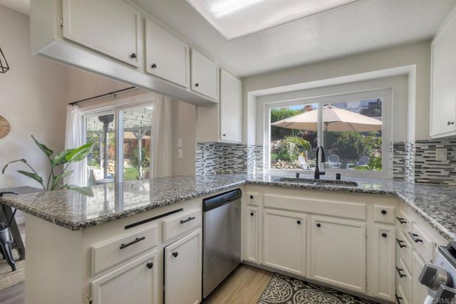 187 Paseo Marguerita, Vista, CA 92084