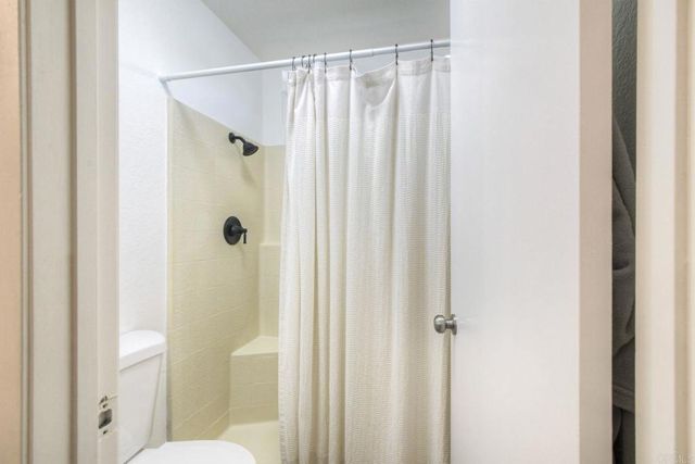 187 Paseo Marguerita, Vista, CA 92084