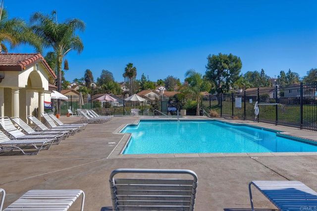 187 Paseo Marguerita, Vista, CA 92084