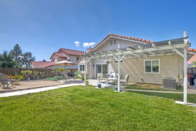 187 Paseo Marguerita, Vista, CA 92084