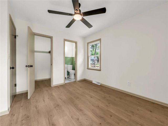 3921 S Delaware Avenue, Independence, MO 64055