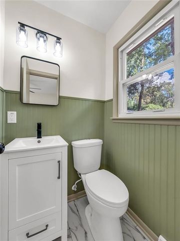 3921 S Delaware Avenue, Independence, MO 64055