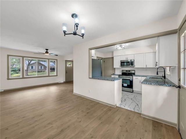 3921 S Delaware Avenue, Independence, MO 64055