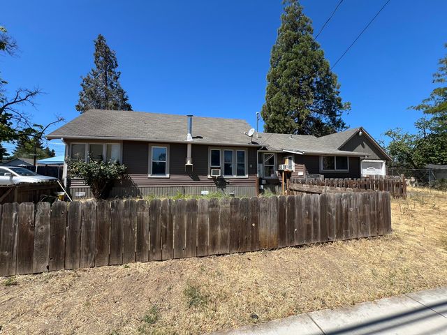 1500 Prune Street, Medford, OR 97501