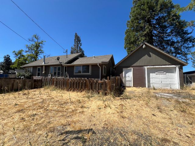 1500 Prune Street, Medford, OR 97501