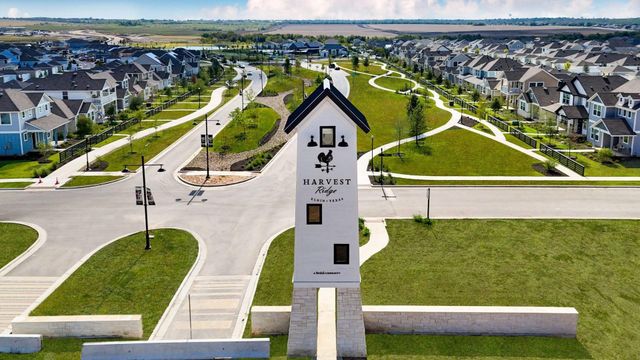 100 Daylily DR, Elgin, TX 78621